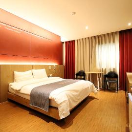 Ingye Joy Hotel, hotel Szuvonban