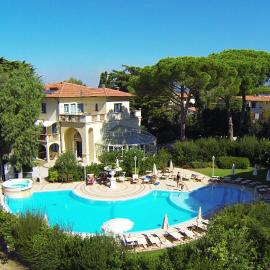 Villa Mazzanta Relais & Hotel，瓦達的飯店