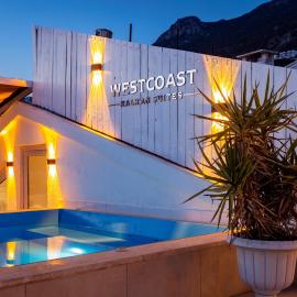 Westcoast Kalkan suites 3-bedroom Townhouse located heart of Kalkan Old Town with a private plunge pool, hotel din Kalkan