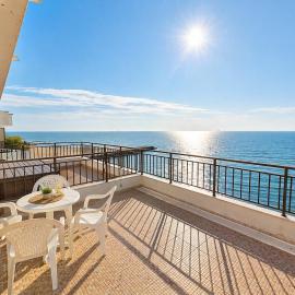 Messambria Fort Beach Premium Apartments with Sea or Mountain View, hotel a Elenite