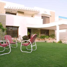 Elevé Stays - Boutique Family Suites, hotel in Karachi