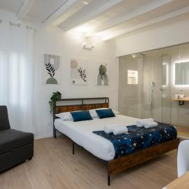 I-Host Ornato - Spacious 2BR Apt for 10 Guests with 3 Bathrooms: Milano'da bir otel