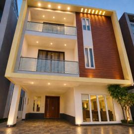 Villa The Aquarius Retreat-Near Mayajaal Multiplex, hotel in Chennai