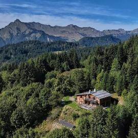 RARE Chalet isolé vue incroyable, hotel di Taninges