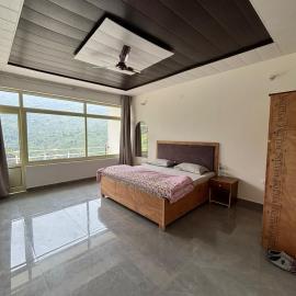 The Jade Inn, hotel en Gopeshwar
