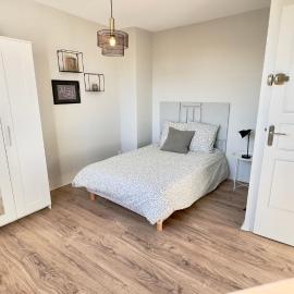 Maison en colocation, 2 salles de bains & WC, Wifi, Parking, proche CHU & Limoges