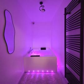Suite Design Balnéo - Lit King size - Garage privé, hotel u gradu 'Tournai'