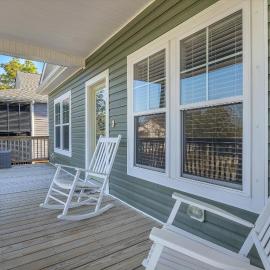 All Summer Long by Oak Island Accommodations, hotel in Oak Island