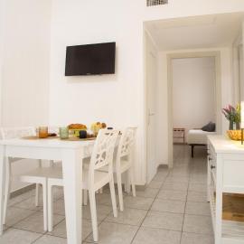 Mezzaluna Home