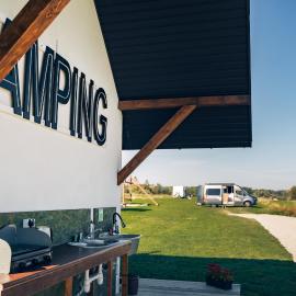 Kamper Park Przystań na Grapie - Parcele kamperowe lub namiotowe, hotel in Nowa Biała