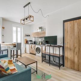 Logement pour 2 - Proche du Château de Vincennes & métro, hotel in Vincennes