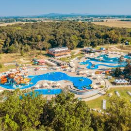 Aquasolis Spa Hotel, hotel en Poľný Kesov