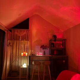 Tiny Love Room