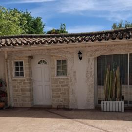 Carabas84, hotel in Carpentras