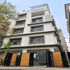 Hotel Star Spandan Inn, Near Axis Mall、New Townのホテル