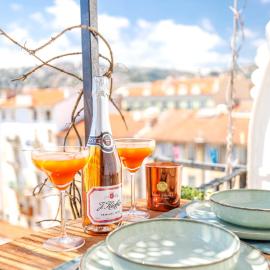 HYPER Centre - Balcon - Calme - Climatisation - Wifi - Tramway - Cuisine équipé – hotel w Nicei