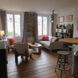 Charmant appartement au cœur de Le Palais, proche commerces et plage - FR-1-418-268, hotel a Le Palais