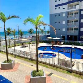 Mongaguá brisas do mar- Apartamento pé na areia, hotel in Mongaguá