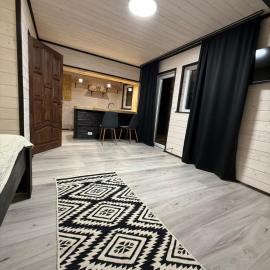 Садиба У Ані номер 7, hotel in Synevyrsʼka Polyana