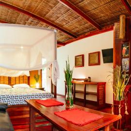 Uva Blue Villas - Villa 2 - Modern 1 Bed Villa - Private Garden