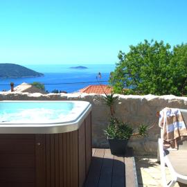 Heritage house Stone Orchard, near Dubrovnik, hotel in Orasac