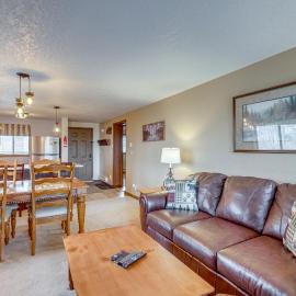 Winter Park Condo w/ Pool + Ski Shuttle Access!