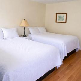 THE VICTORIAN MOTEL AND RV PARK by Capital O, hotel in Grand Forks