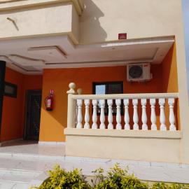 Apparthotel Le SALY Beach yenne