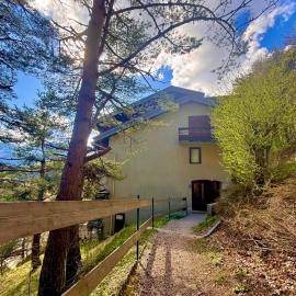 Le nid du vercors, hotel i Château-Bernard