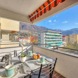 Lido Apartment Locarno with Balcony and Parking - Happy Rentals
