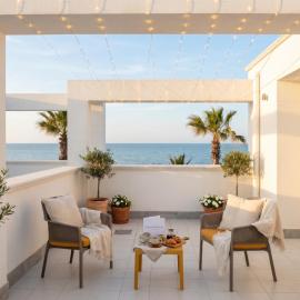Vistamaré- Private Beach, Terrace and Free Parking, hotel in Giovinazzo