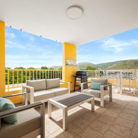 La Parguera View - Beautiful Penthouse apartment located in La Parguera PR, hotel v mestu La Parguera