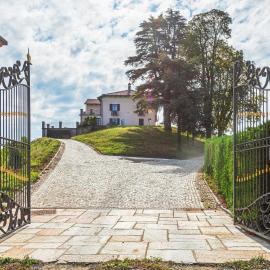 Villa Bricco Paglieri, hotel din Alba
