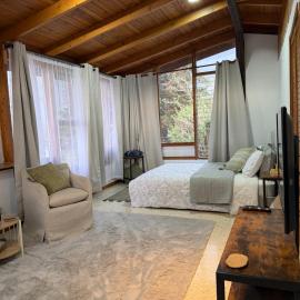 Fully Equipped Cozy Room in Escazú: Escazú'da bir otel