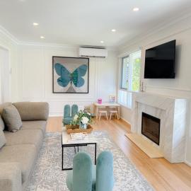 The Contemporary Nest by Shine Mooroolbark, hotel in Mooroolbark