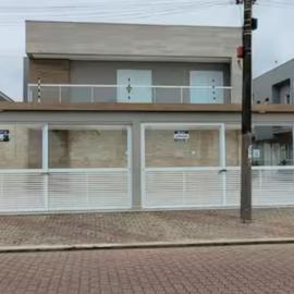 Conforto à Beira-Mar em Suarão Itanhaém! Casa em condomínio perfeita para momentos de descanso e lazer