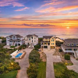 Oceanfront Close to It All Pool, Slide Hottub