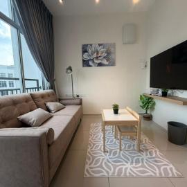 Midas Seri Alam Pororo Family Suite by Ourstay