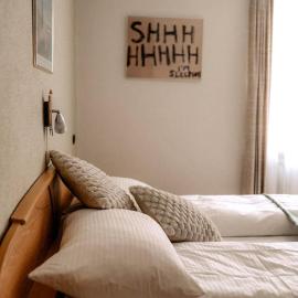 Apartment Rigi I See und Berge I Familie I Luzern, хотел в Буокс