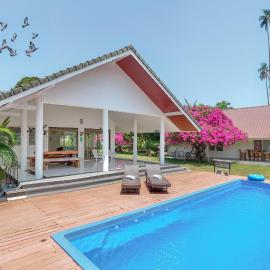 Paradise House Pool Villas - Near Thai Mueang Beach, hotel v destinaci Thai Muang