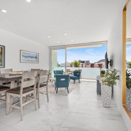 Great Location 3BR Condo walk to Beach & Downtown