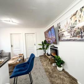 Josrelax- Close to QA & Trainstation, Free Parking