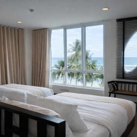 The Beach Bangsaen by Thanthita next to Wonnapa beach FREE DISNEY PLUS, hotel in Bangsaen