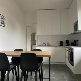 Stefans Apartments A - 20 min bis DD Messe und Flughafen inkl Parkplatz, hotel v destinaci Willich