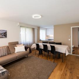 4 Zi Familienwohnung Haus Ravaisch 14 Davos Dorf EG