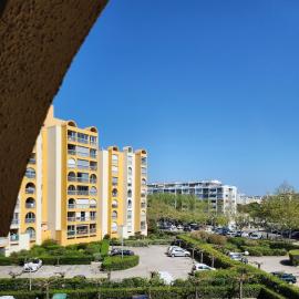 T2, à deux pas du port, parking privé