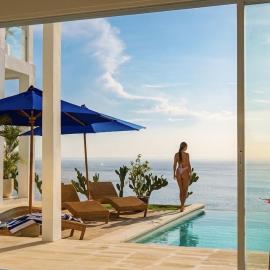 NEW! 3BR Ocean View, Infinity Pool, Villa Helios, hotell i Sampalan