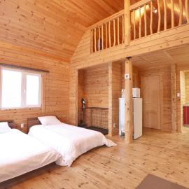 琵琶湖ヒルズビレッジ, hotel u gradu Takashima