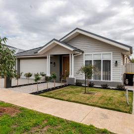 Luxury Sunbury Retreat, ξενοδοχείο σε Sunbury