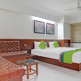 Treebo Cherry Tree, hotell i Indore